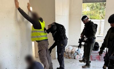 שבחים נעצרים על ידי המשטרה, צילום: משטרה